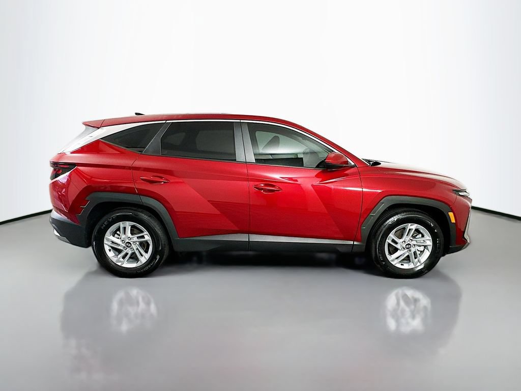 Certified 2026 Hyundai Tucson SE FWD image 4