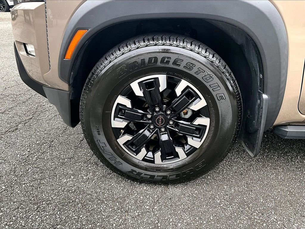 Used 2022 Nissan Frontier Pro-X image 9