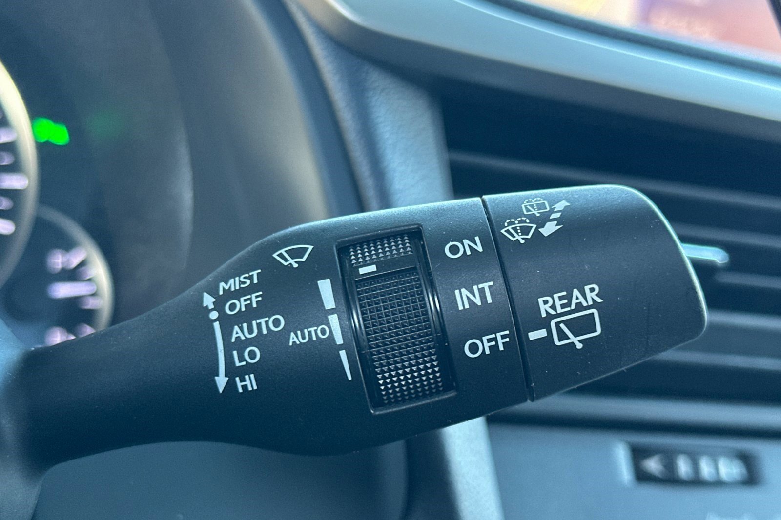 Used 2018 Lexus RX 450hL Premium w/ Premium Package image 35