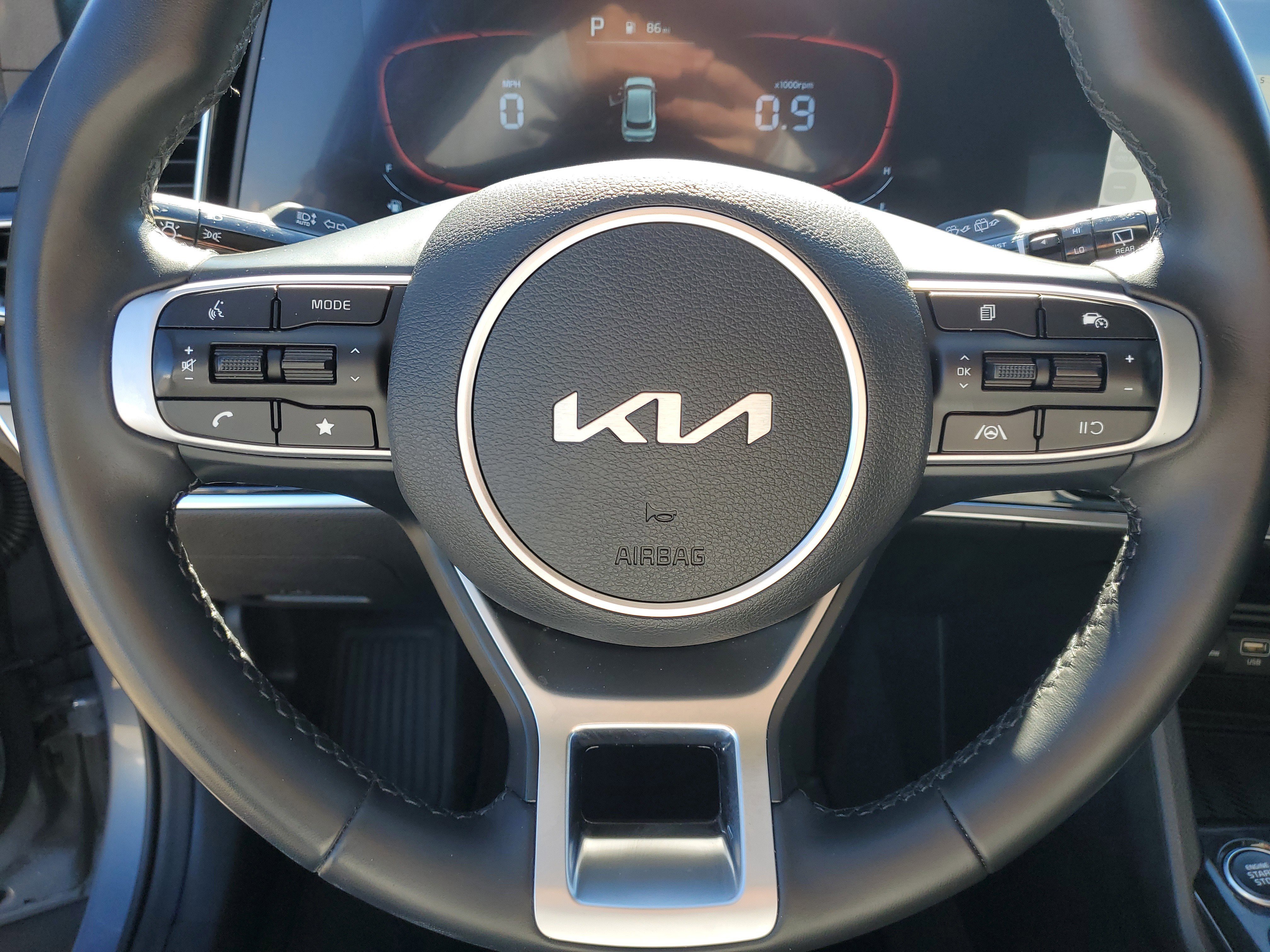 Used 2023 Kia Sportage EX image 23