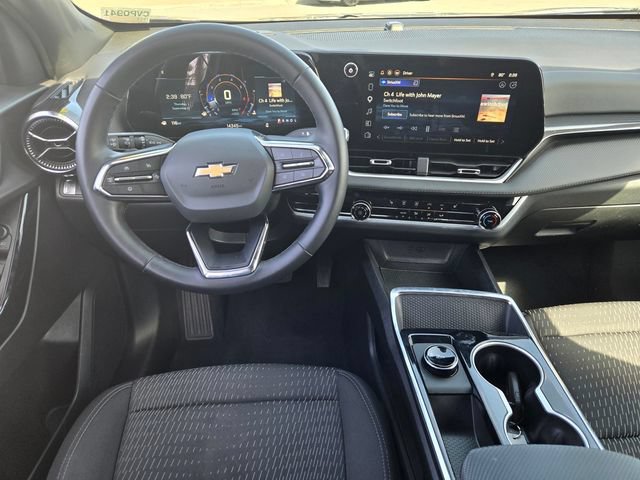 Used 2026 Chevrolet Equinox LT FWD image 13