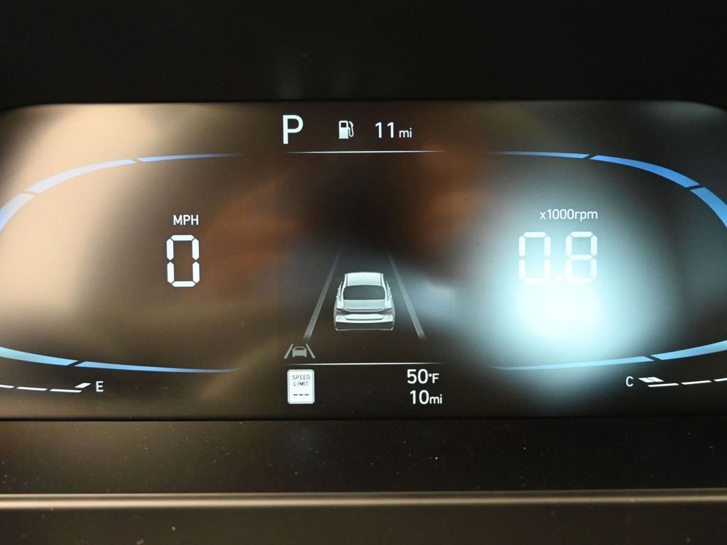 New 2026 Hyundai Elantra Sport image 34