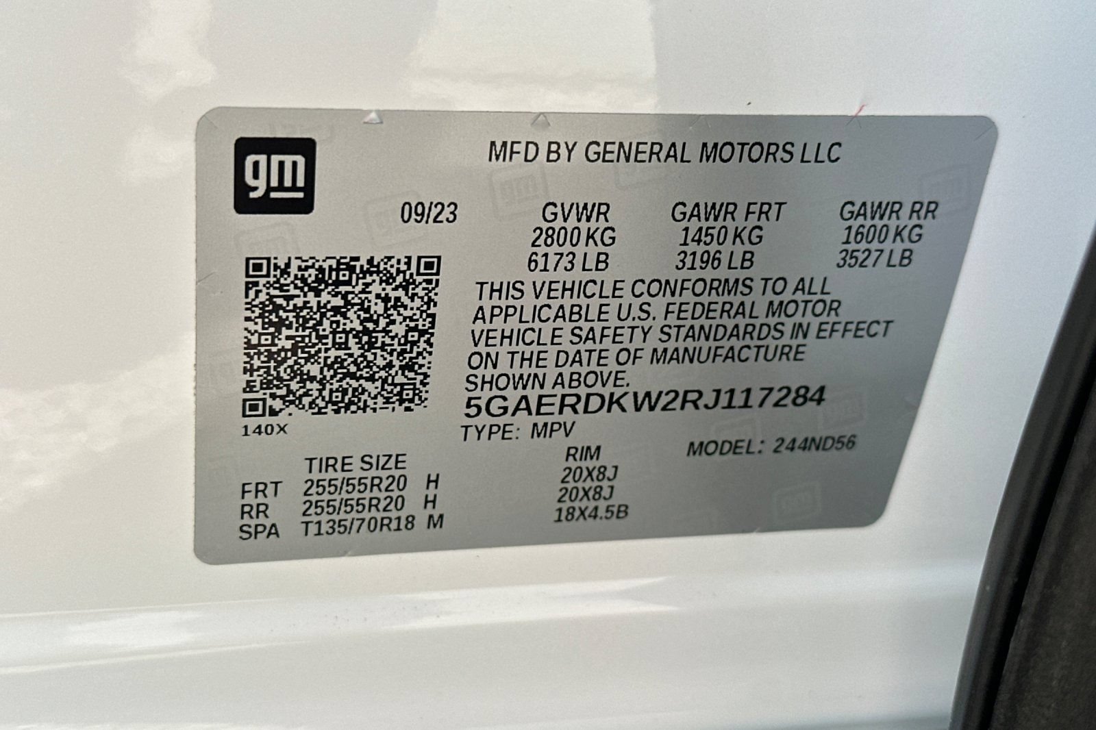Certified 2024 Buick Enclave Avenir FWD image 43