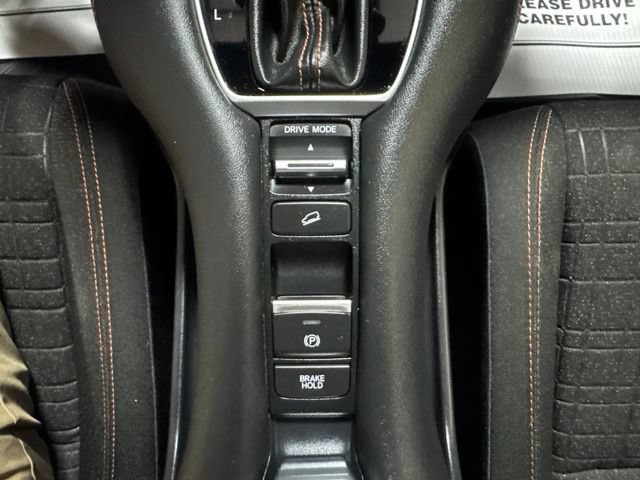 Used 2024 Honda HR-V Sport image 11