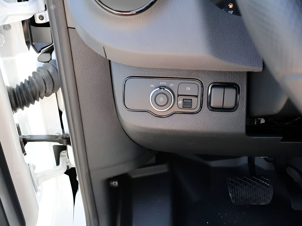 New 2025 Mercedes-Benz Sprinter 2500 image 37