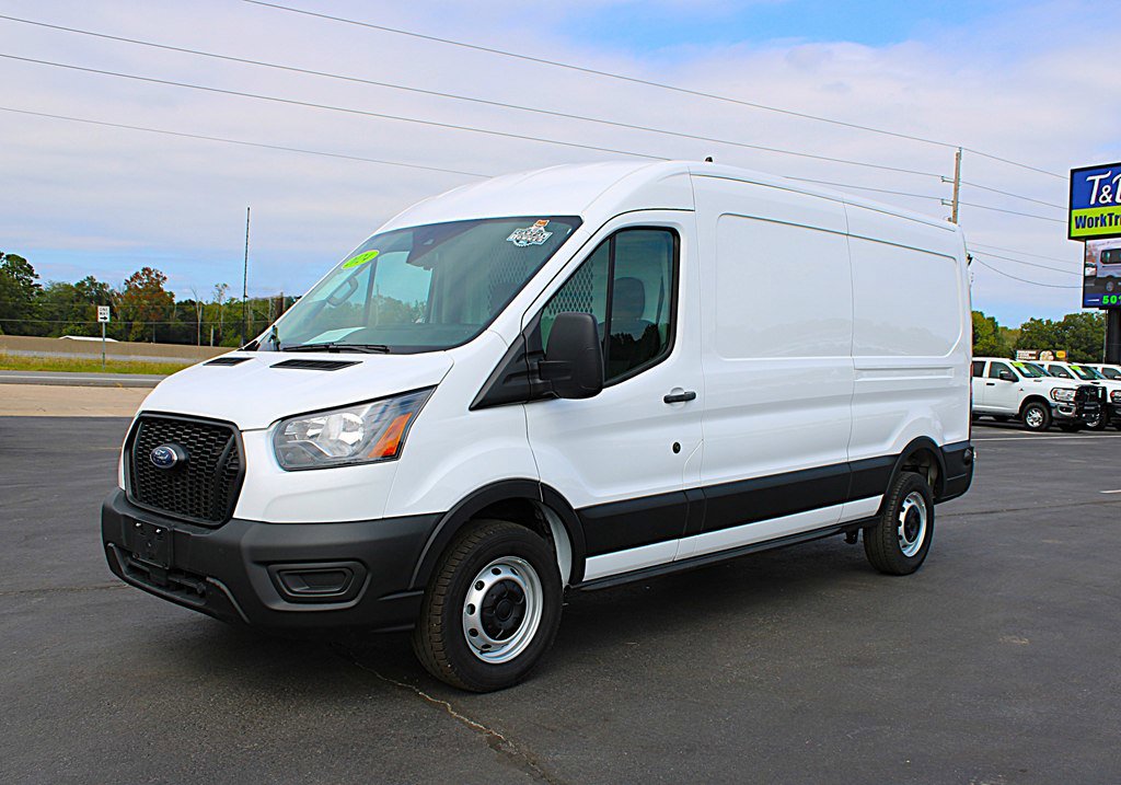 Used 2024 Ford Transit 250 148 Medium Roof w/ Load Area Protection Package image 4