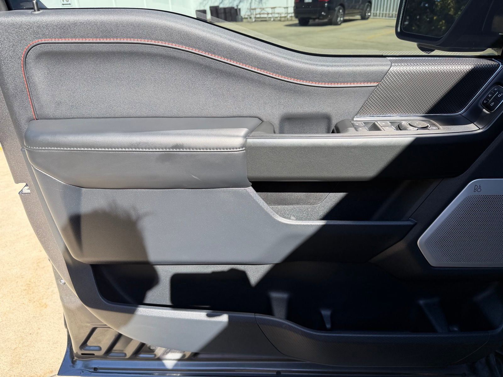 Used 2025 Ford F150 Raptor AWD/4WD image 9