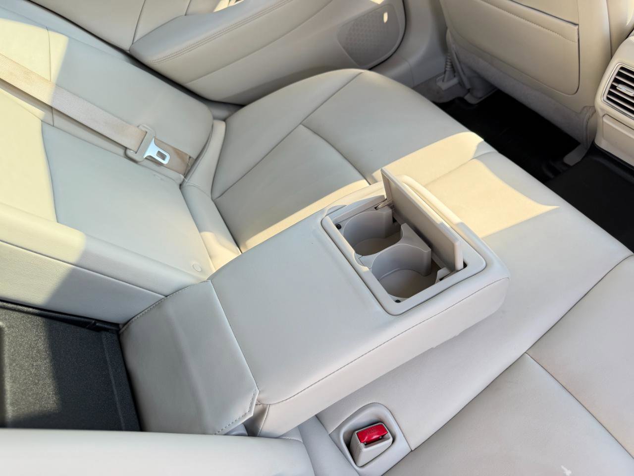 Used 2014 INFINITI Q50 AWD w/ Moonroof Package image 35
