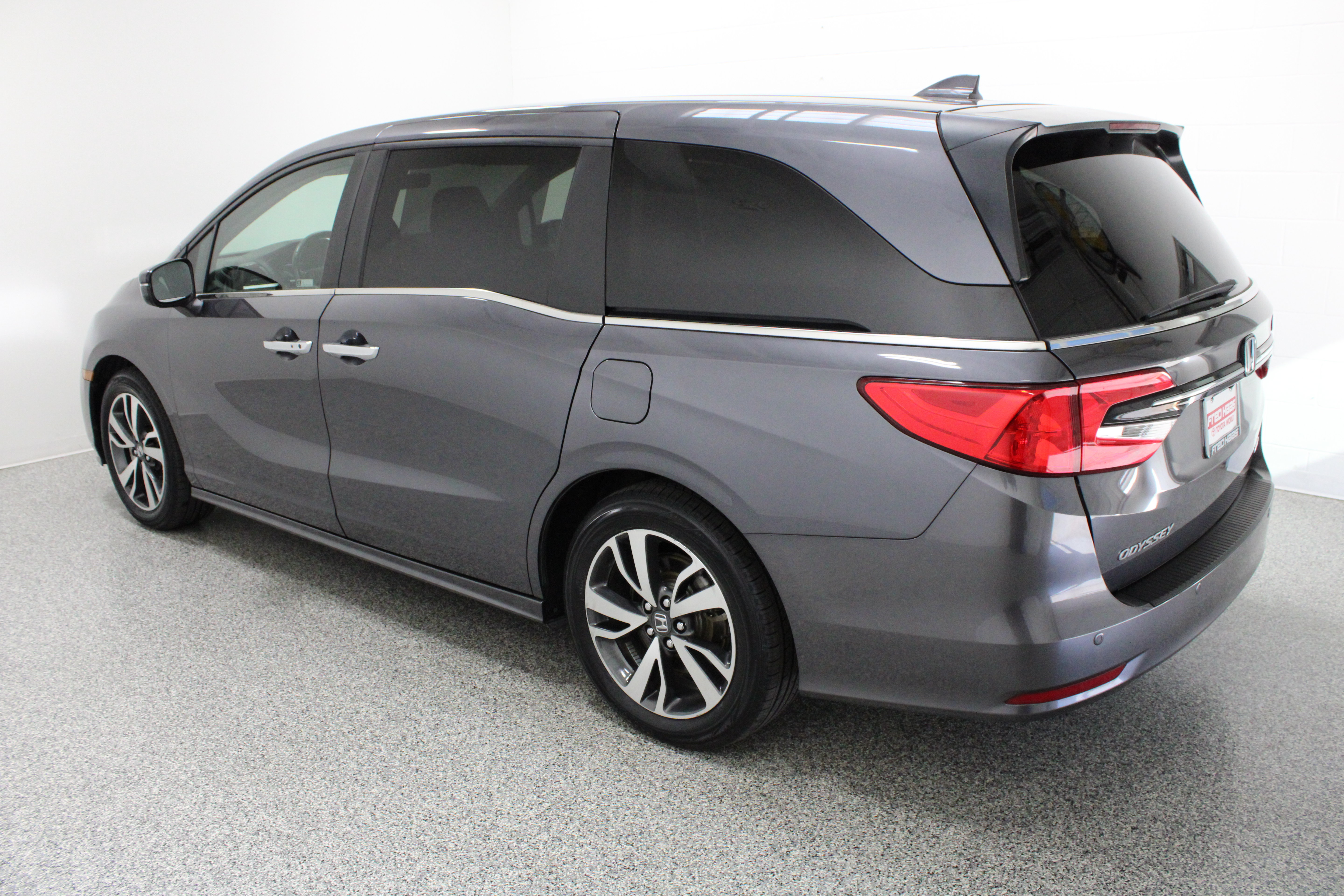 Used 2024 Honda Odyssey Touring image 9