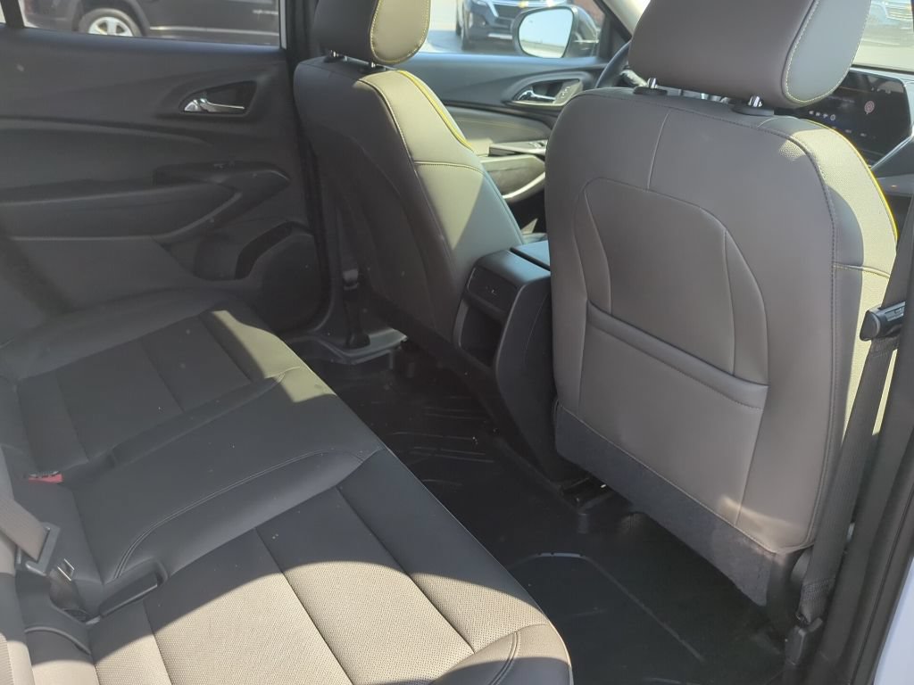 Certified 2024 Chevrolet Trax ACTIV w/ Sunroof Package FWD image 13