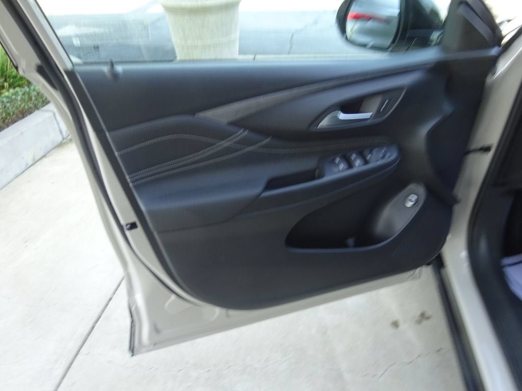 New 2026 Buick Envista Sport Touring w/ Studio Series FWD image 24
