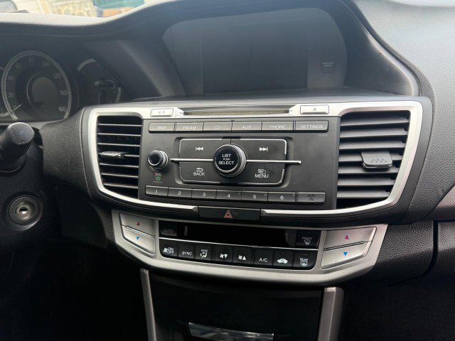 Used 2014 Honda Accord LX image 18