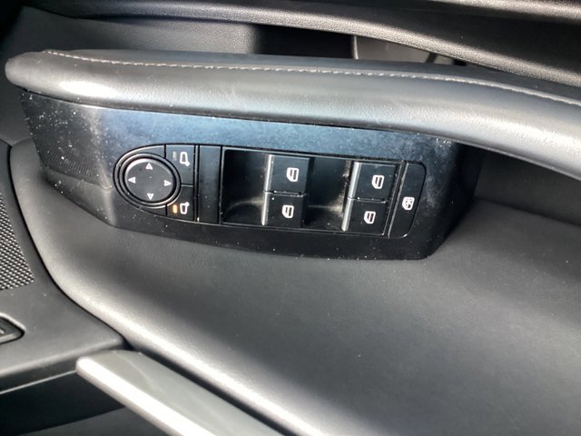 Used 2024 MAZDA MAZDA3 s FWD image 15