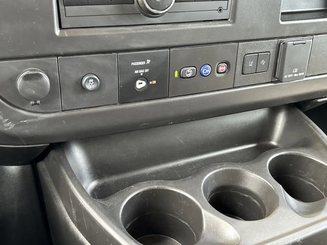 Certified 2025 Chevrolet Express 3500 LT w/ LT Preferred Equipment Group image 18