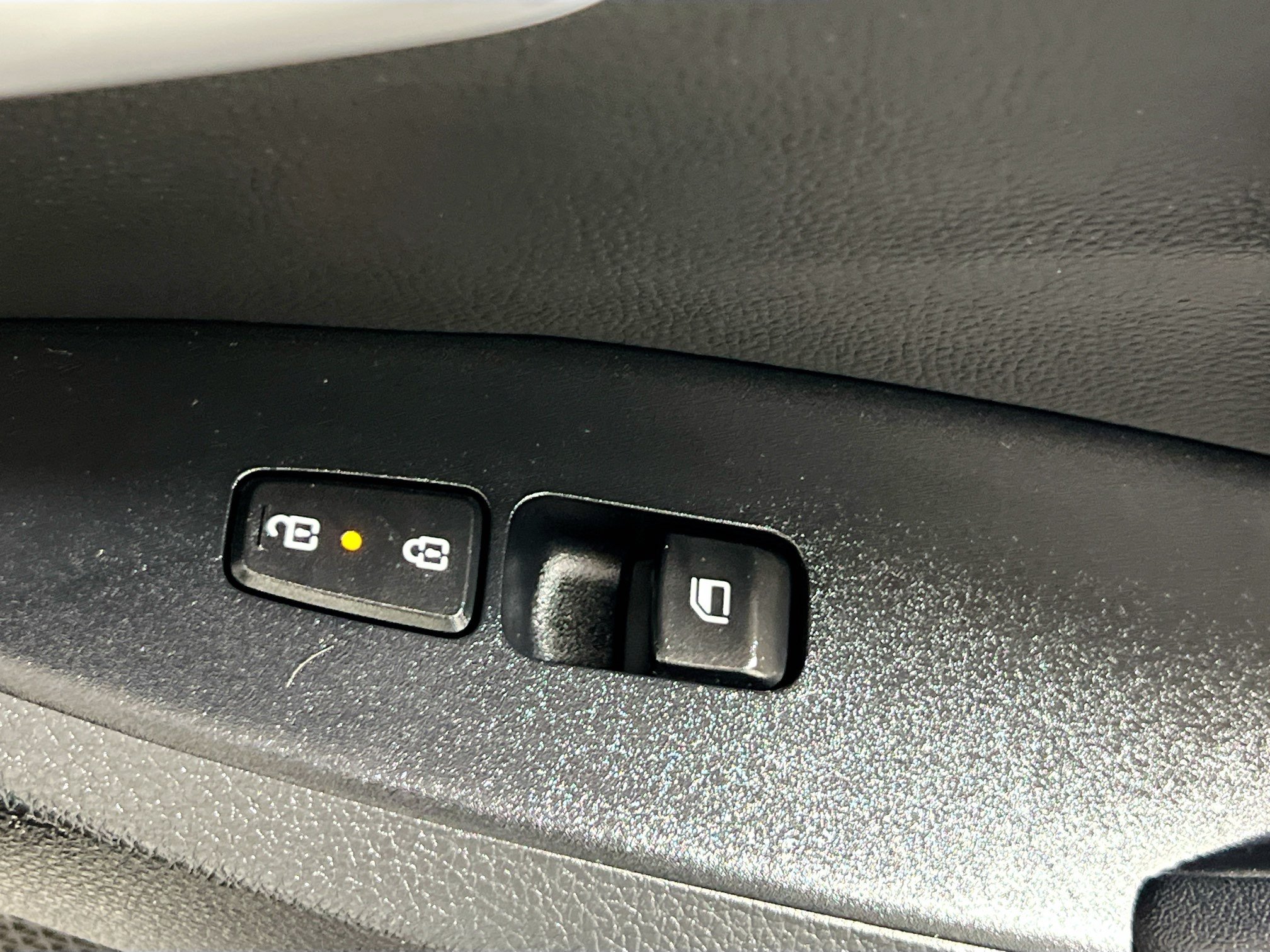 Used 2024 Kia Seltos S AWD/4WD image 30