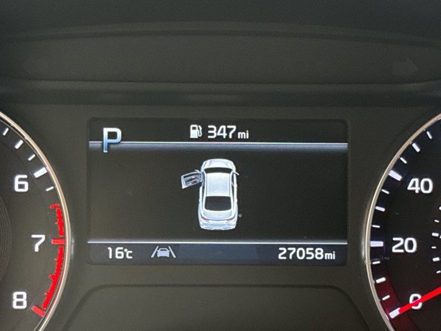 Certified 2023 Kia Forte LXS w/ LXS Technology Package FWD image 20
