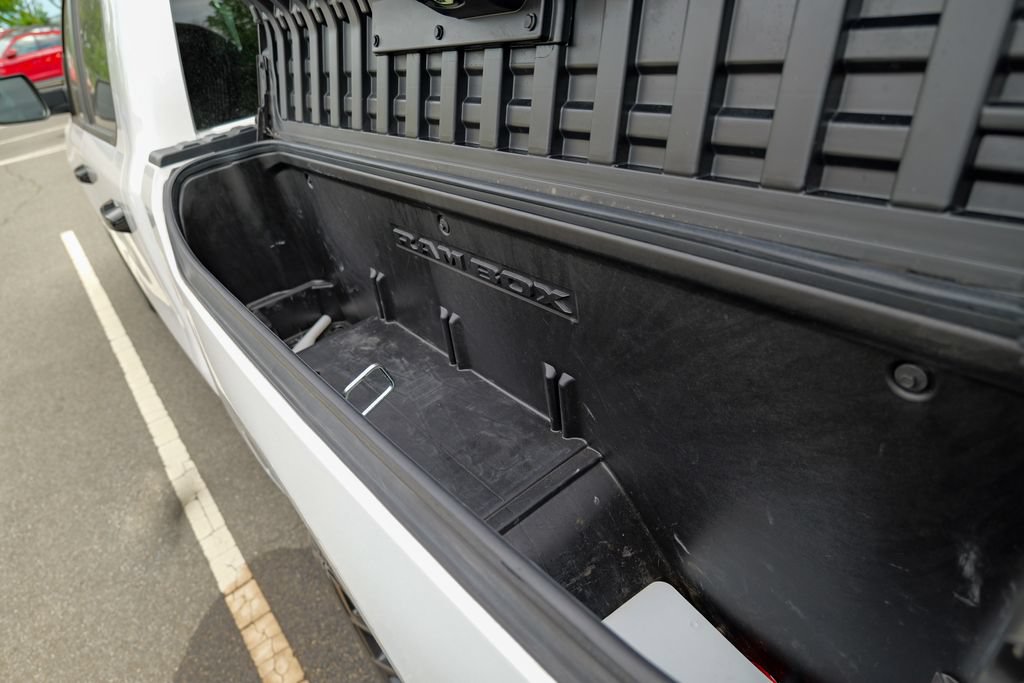 Used 2023 RAM 1500 Laramie AWD/4WD image 17