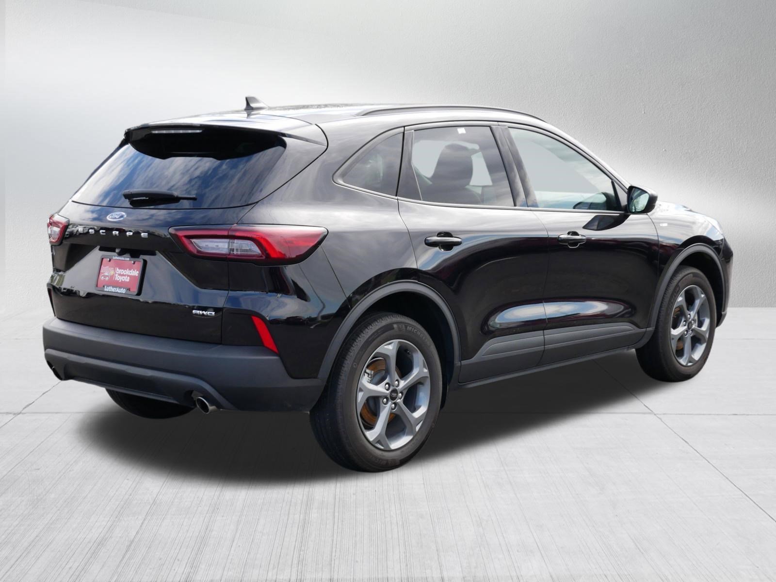 Used 2025 Ford Escape ST-Line AWD/4WD image 7
