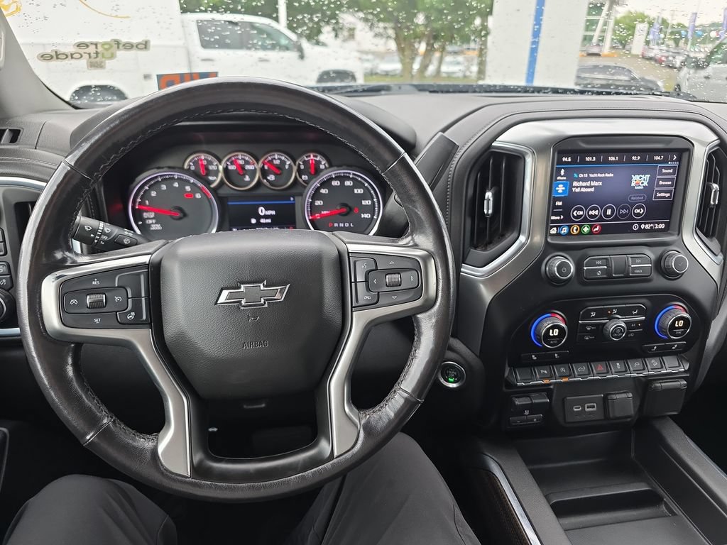 Used 2020 Chevrolet Silverado 1500 LT Trail Boss AWD/4WD image 24