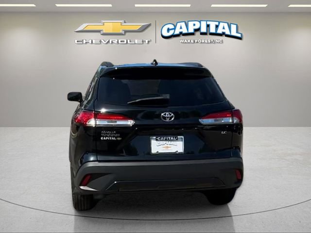Used 2024 Toyota Corolla Cross LE FWD image 4