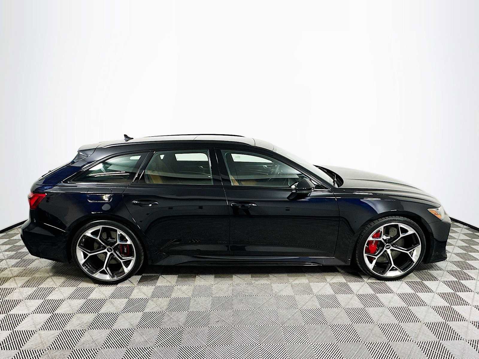 New 2025 Audi RS 6 performance image 8
