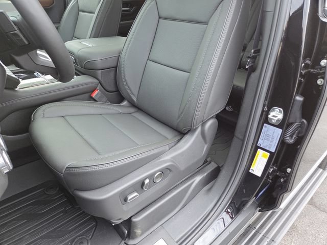 New 2026 GMC Yukon Denali w/ Denali Reserve Package AWD/4WD image 30