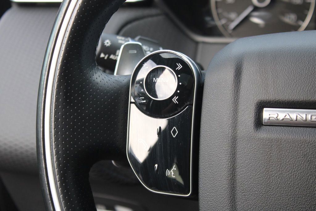 Used 2019 Land Rover Range Rover Velar R-Dynamic HSE image 17