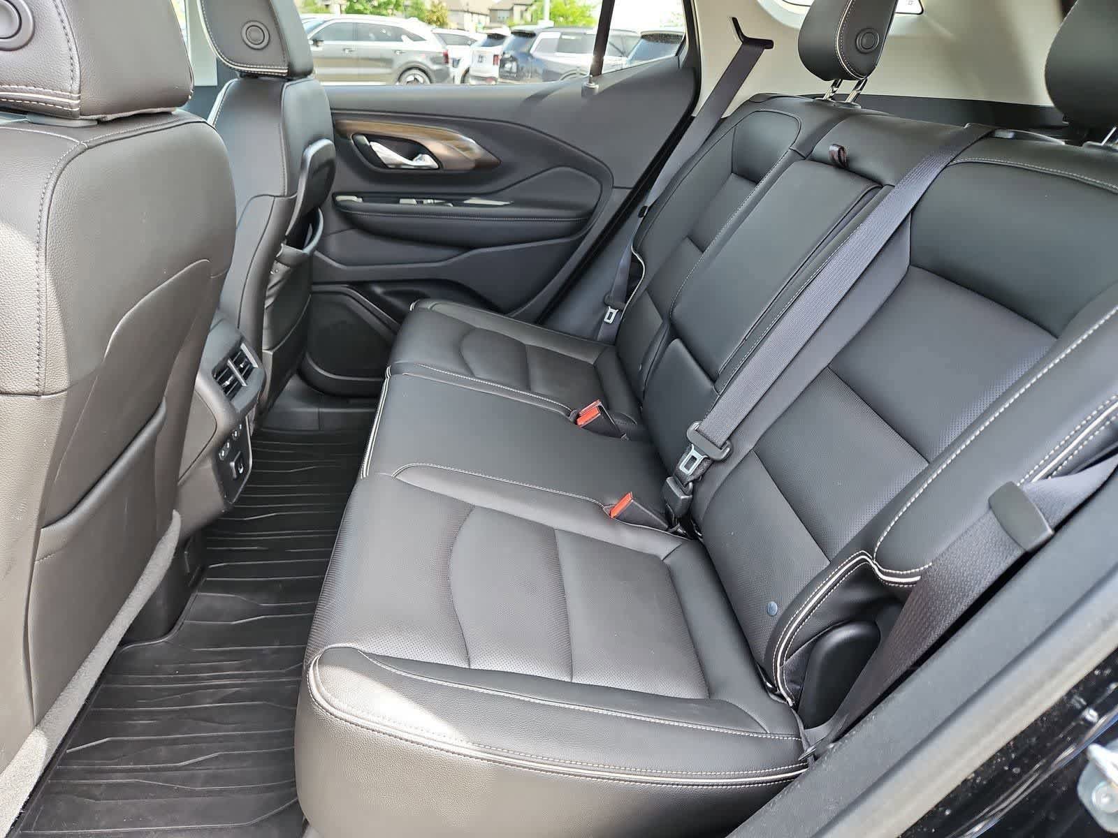 Used 2018 GMC Terrain Denali w/ Advanced Safety Package AWD/4WD image 25