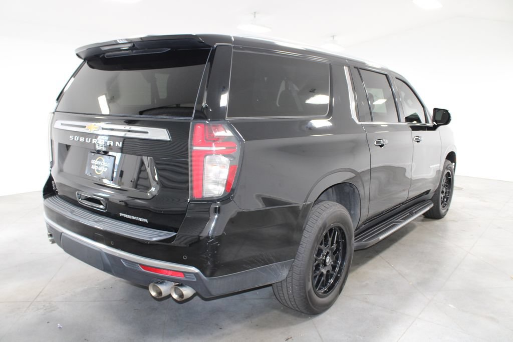 Used 2022 Chevrolet Suburban Premier RWD image 10