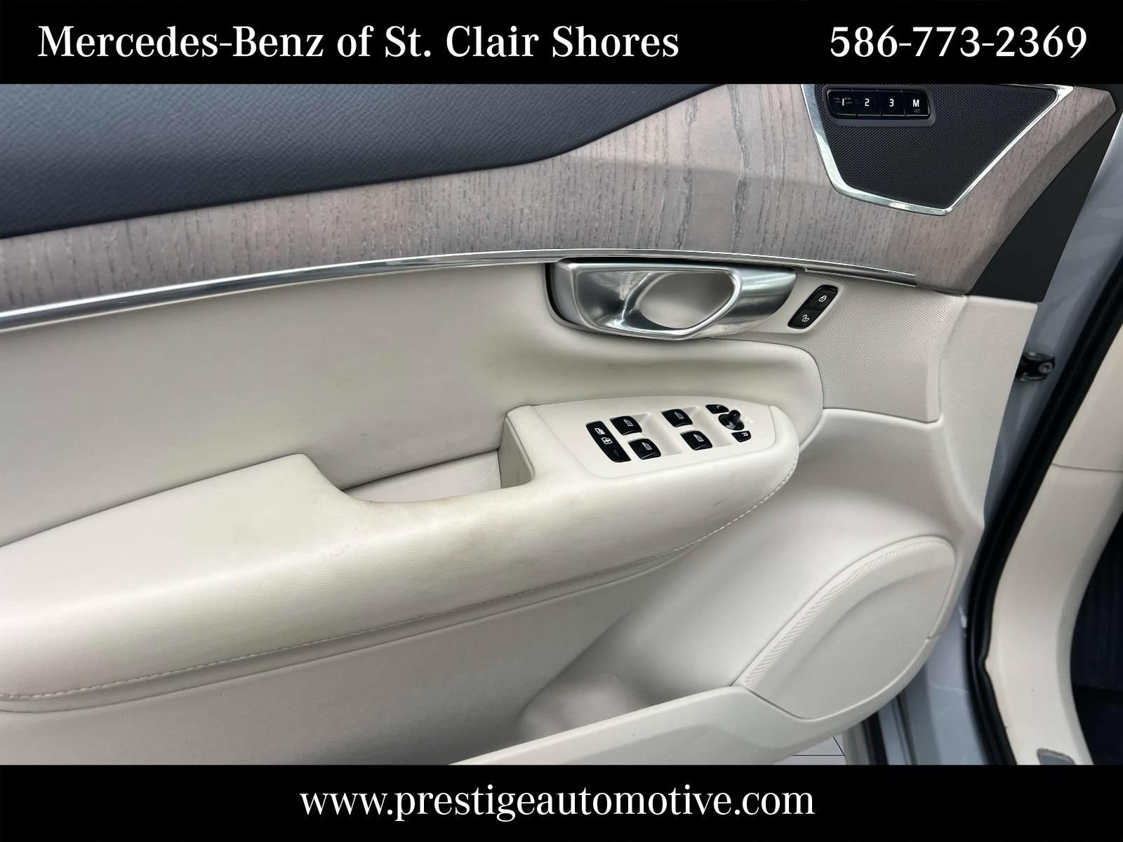 Used 2024 Volvo XC90 T8 Plus AWD/4WD image 14