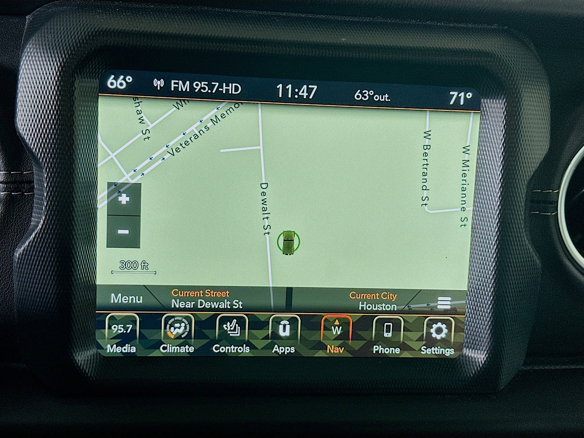 Used 2023 Jeep Wrangler Sahara w/ Cold Weather Group image 22