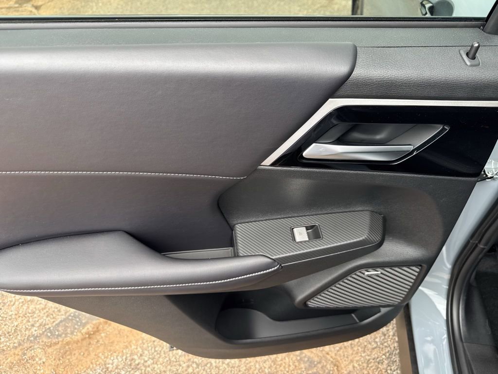 New 2026 Mitsubishi Outlander Trail Edition image 38