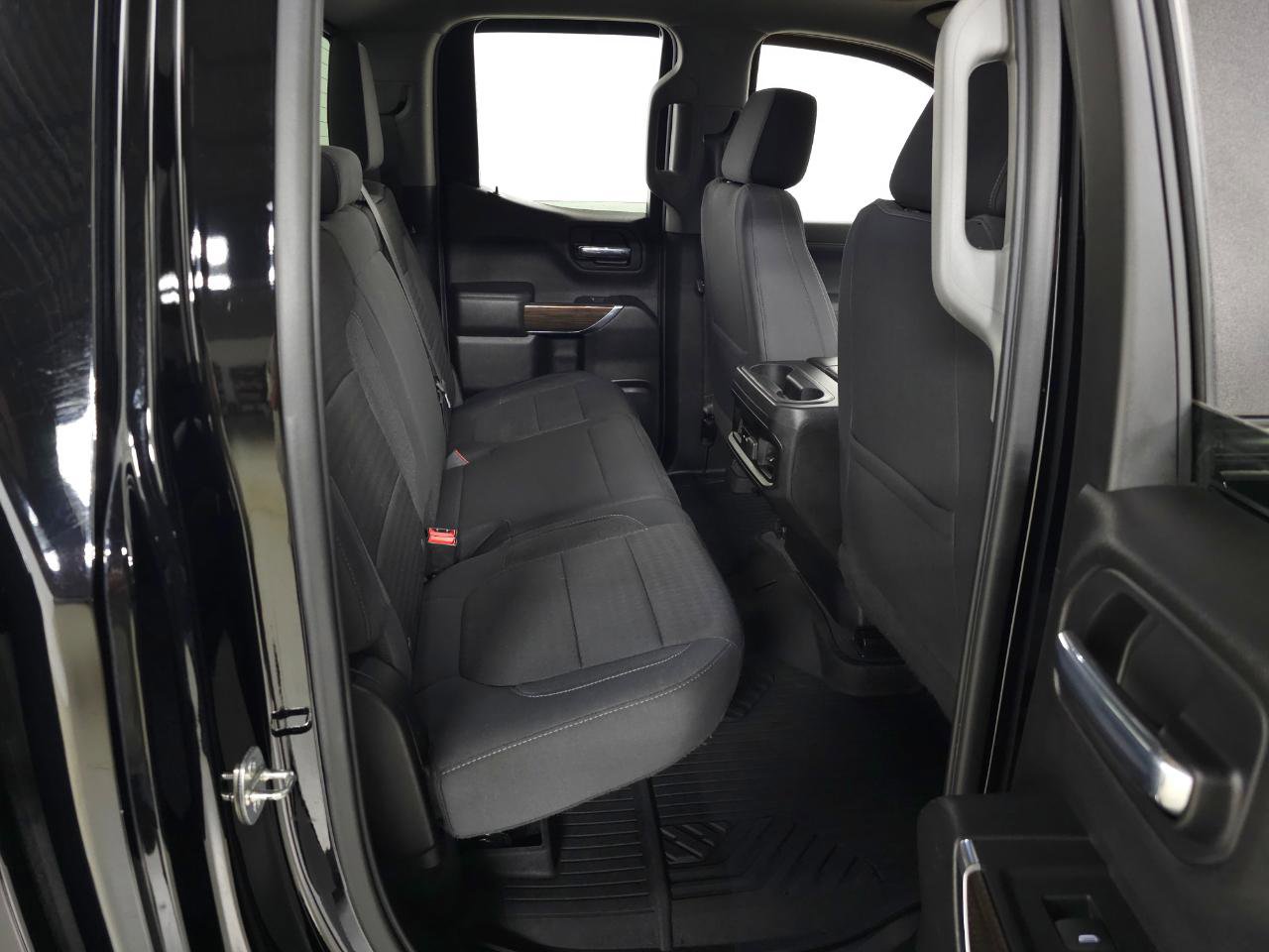 Used 2020 Chevrolet Silverado 1500 RST AWD/4WD image 35
