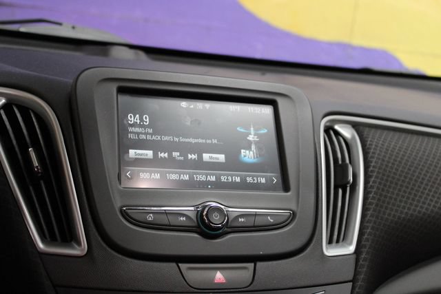 Used 2018 Chevrolet Malibu LS FWD image 19