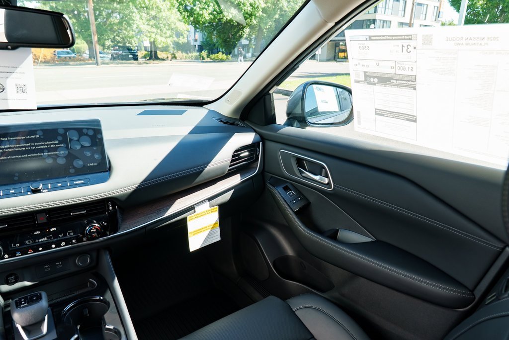 New 2026 Nissan Rogue Platinum image 10