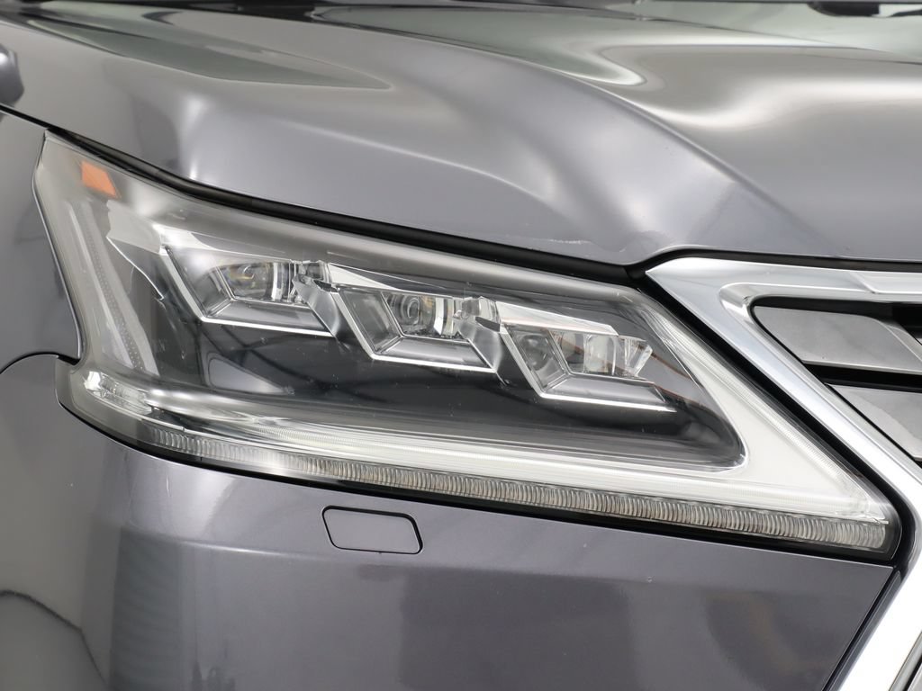 Used 2017 Lexus LX 570 4WD w/ Luxury Package image 9