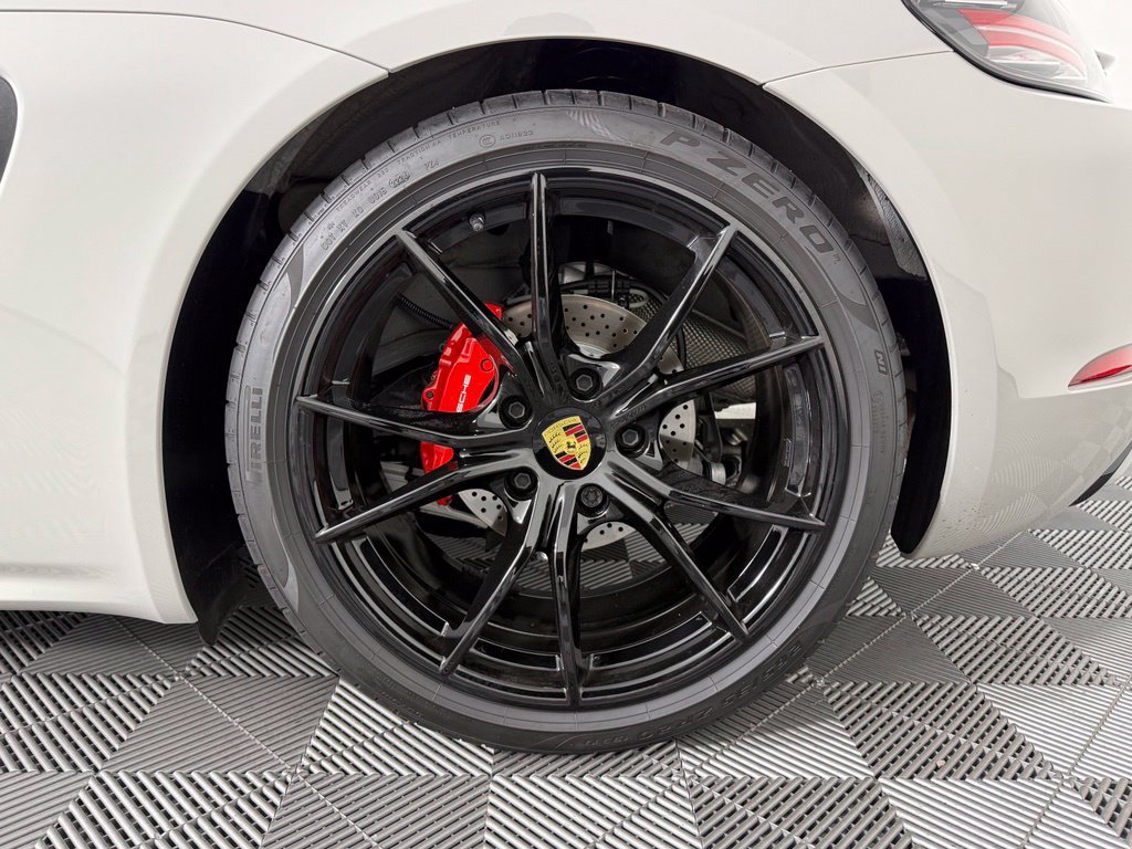 Certified 2025 Porsche 718 Cayman S RWD image 15