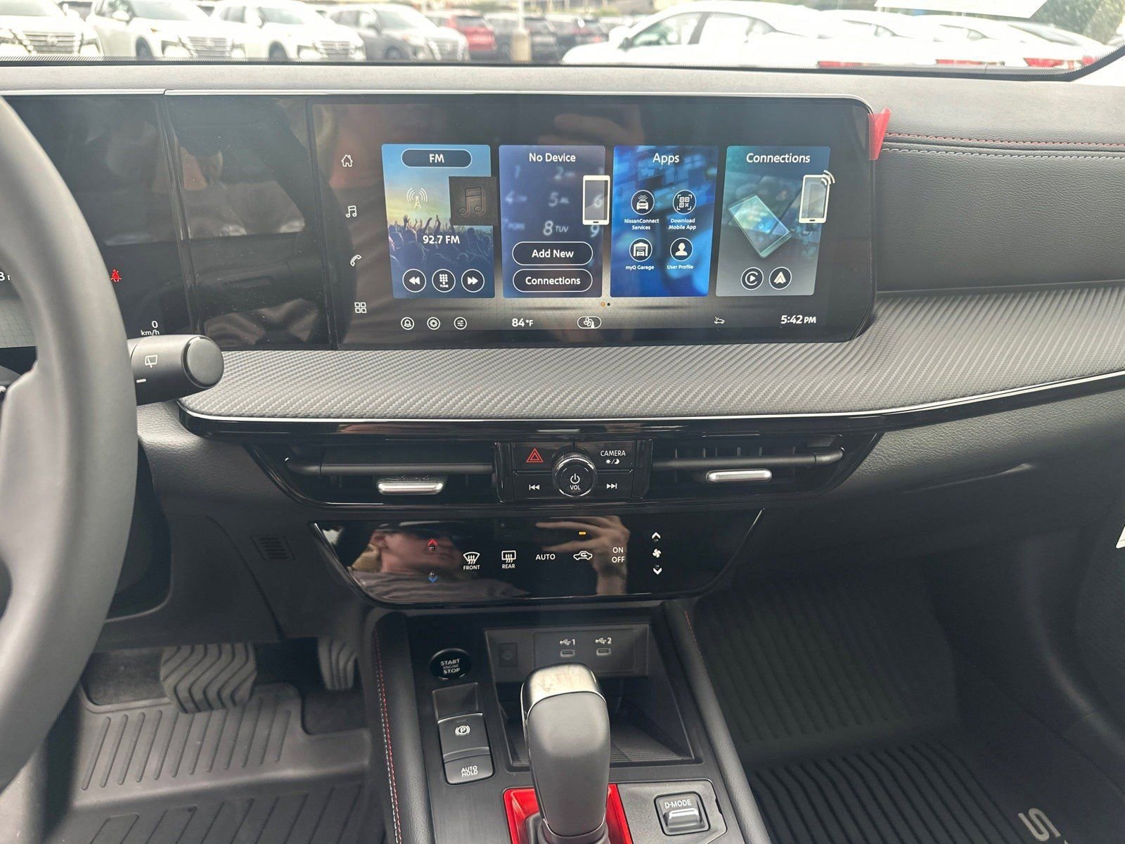 New 2026 Nissan Kicks SR image 27