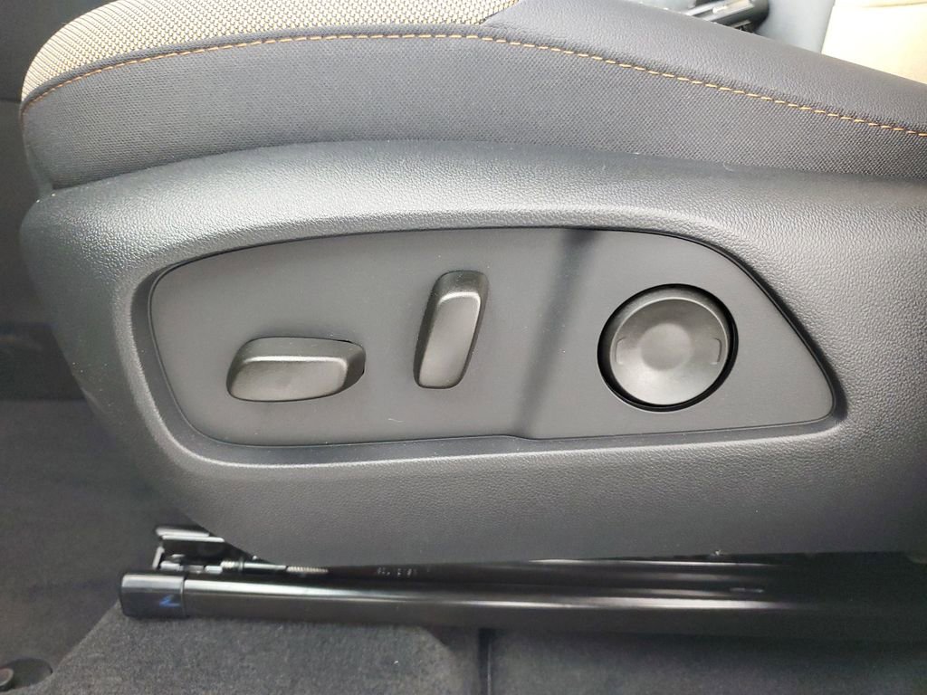 New 2026 Chevrolet Equinox ACTIV image 29