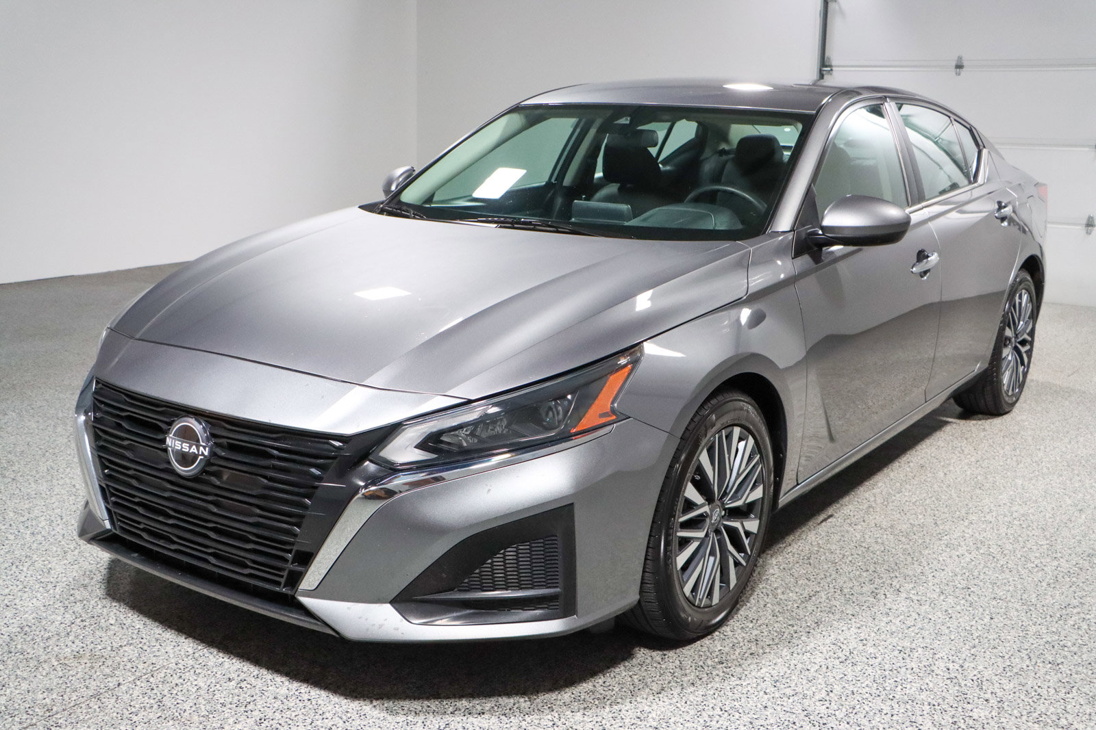 Used 2023 Nissan Altima 2.5 SV image 29