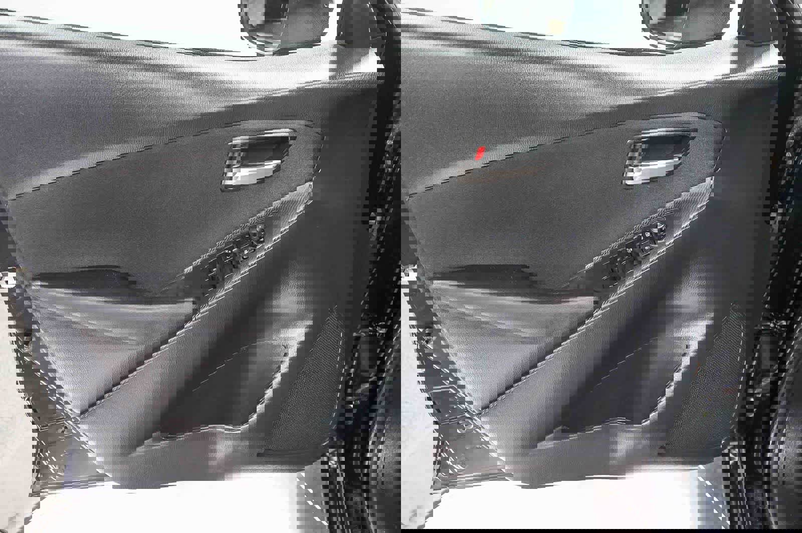 Certified 2020 Toyota Yaris LE image 22