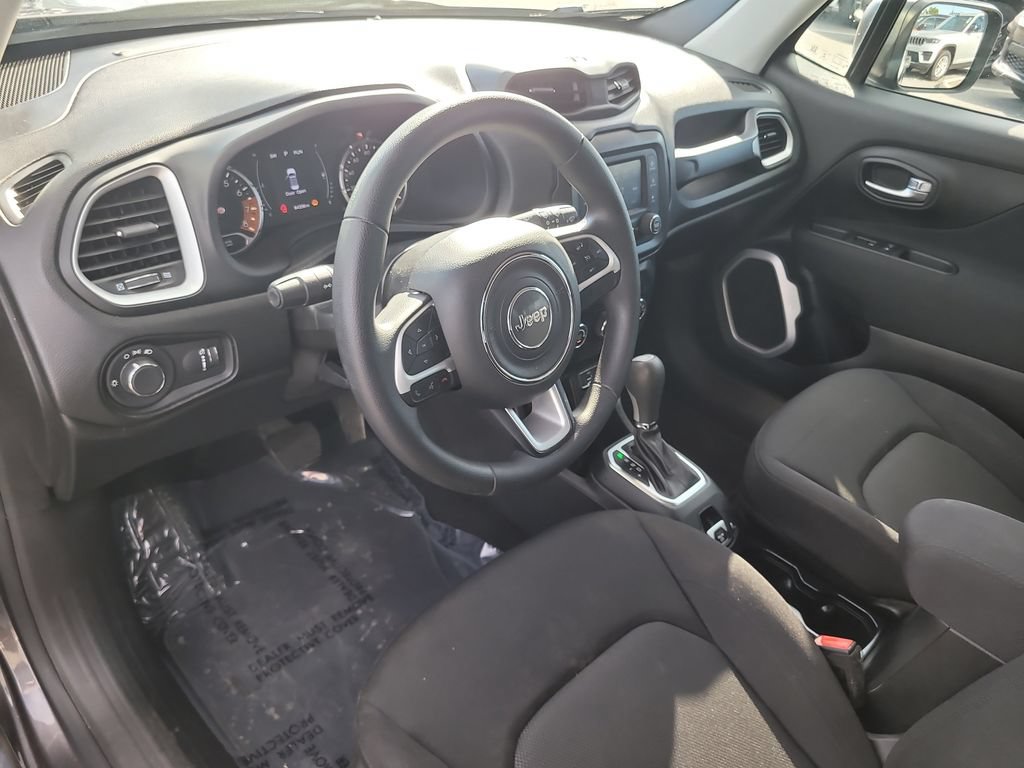 Certified 2020 Jeep Renegade Sport w/ Sport Appearance Group FWD image 18