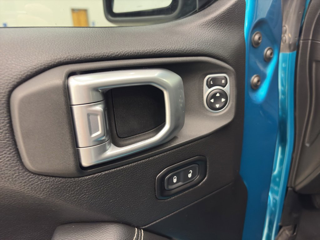 Used 2020 Jeep Wrangler Unlimited Sahara w/ Uconnect 4C Nav & Sound Group image 20