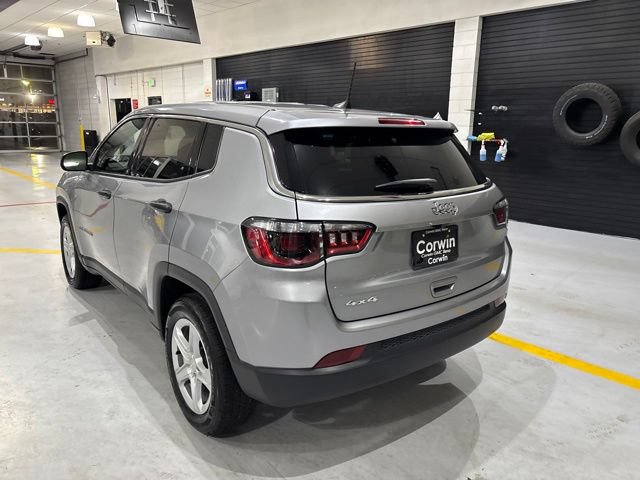 Used 2024 Jeep Compass Sport AWD/4WD image 6