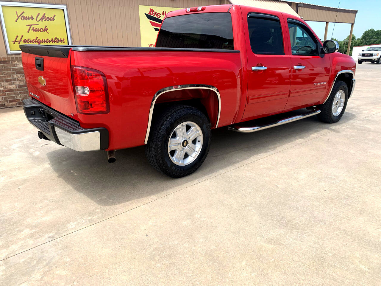 Used 2013 Chevrolet Silverado 1500 LT image 2
