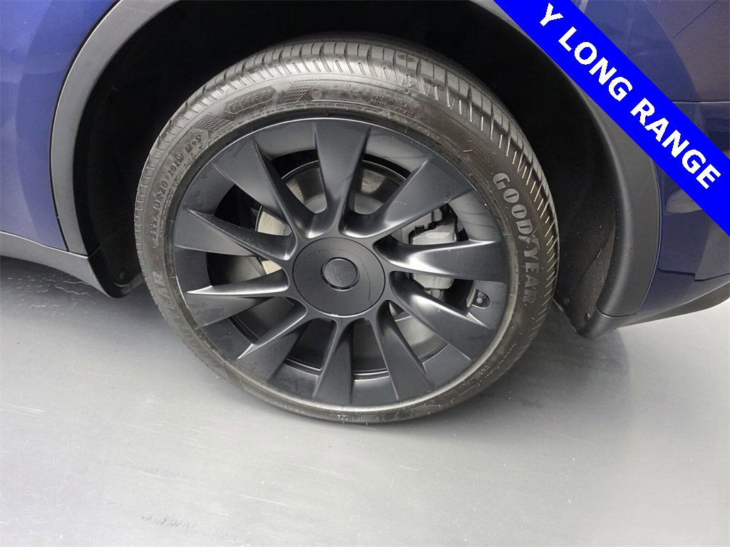 Used 2023 Tesla Model Y Long Range image 19