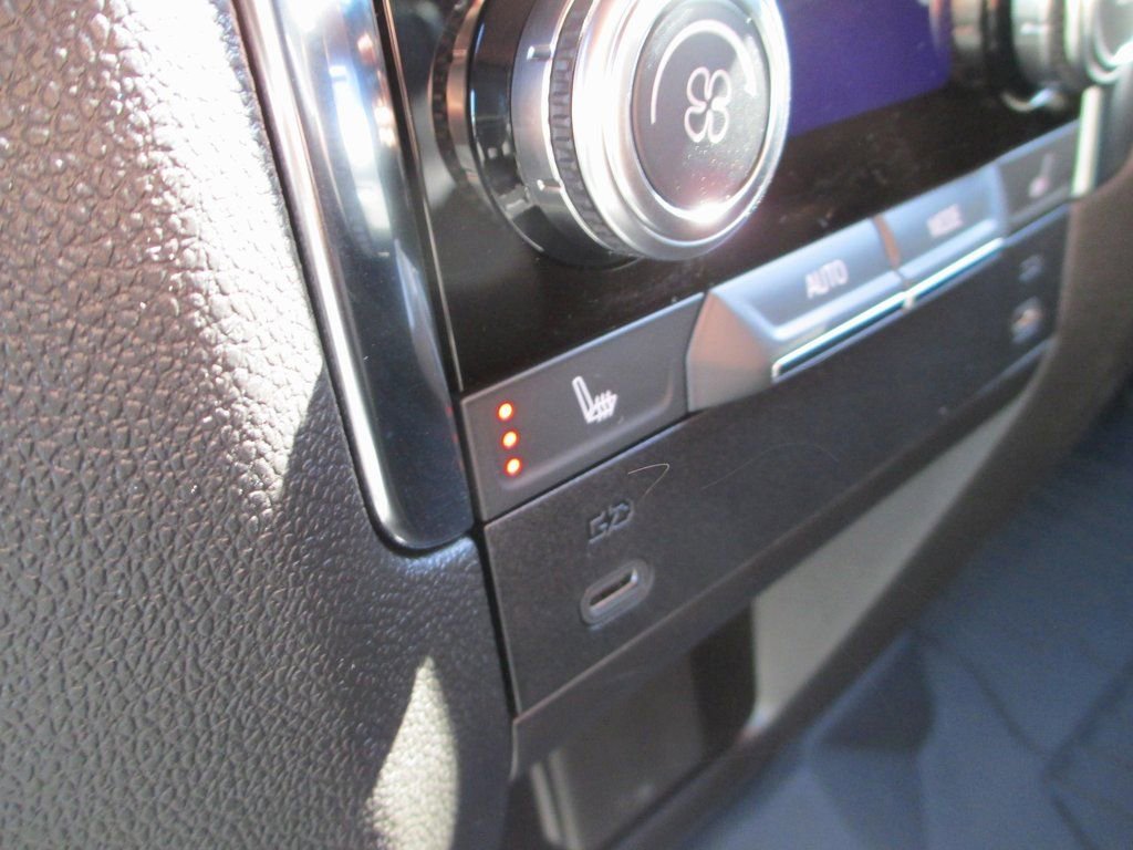 New 2026 GMC Yukon Denali w/ Sun & Power Step Package image 15