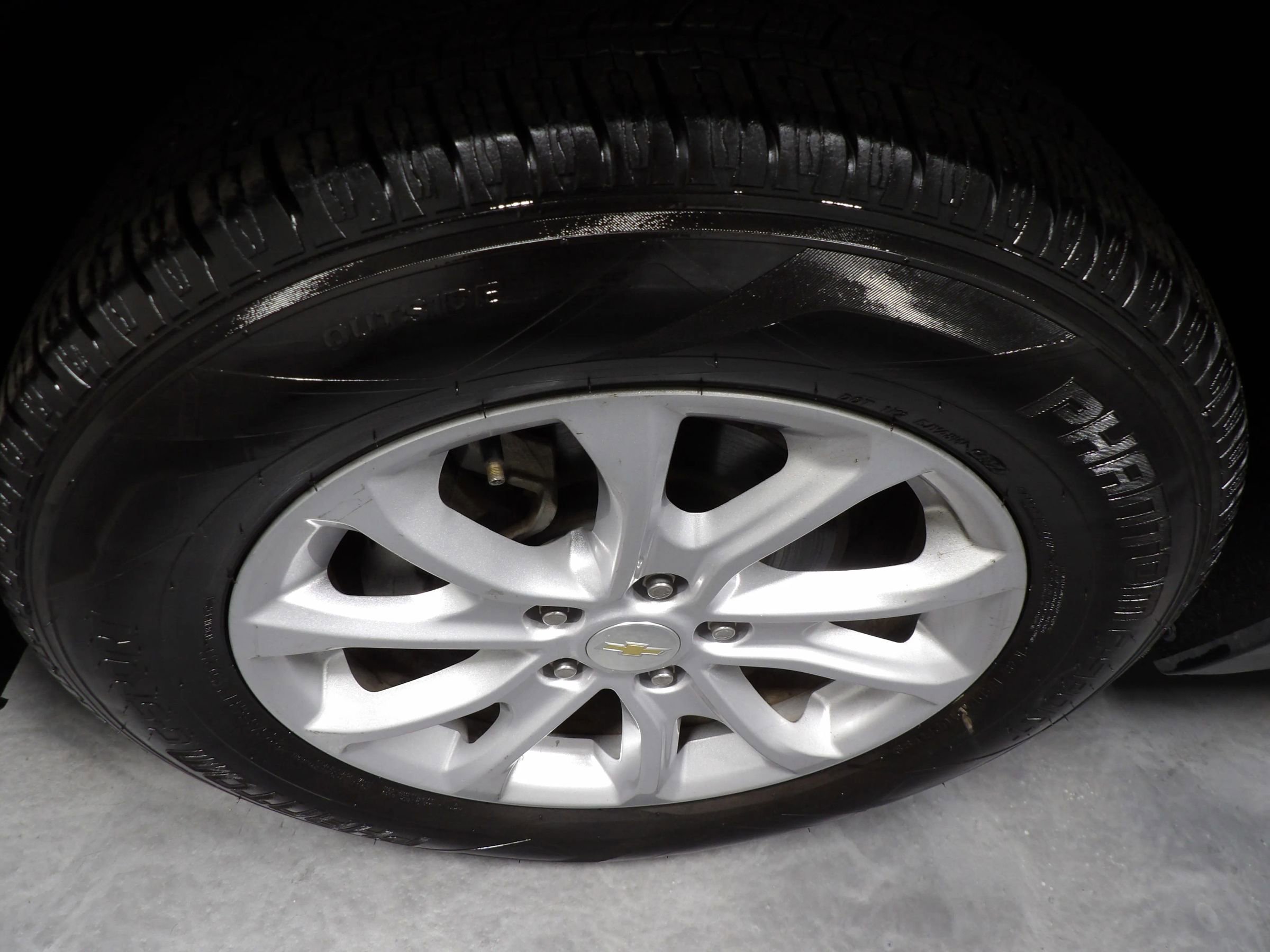 Used 2021 Chevrolet Equinox LT AWD/4WD image 22