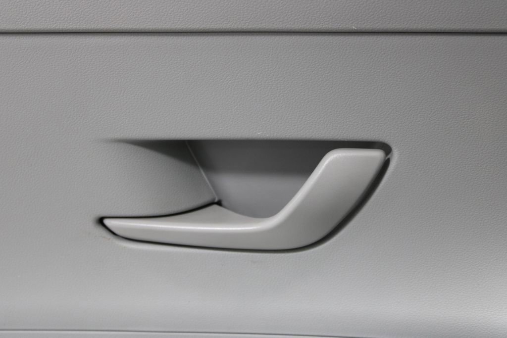 Used 2024 Hyundai Kona SEL w/ Convenience Package image 37