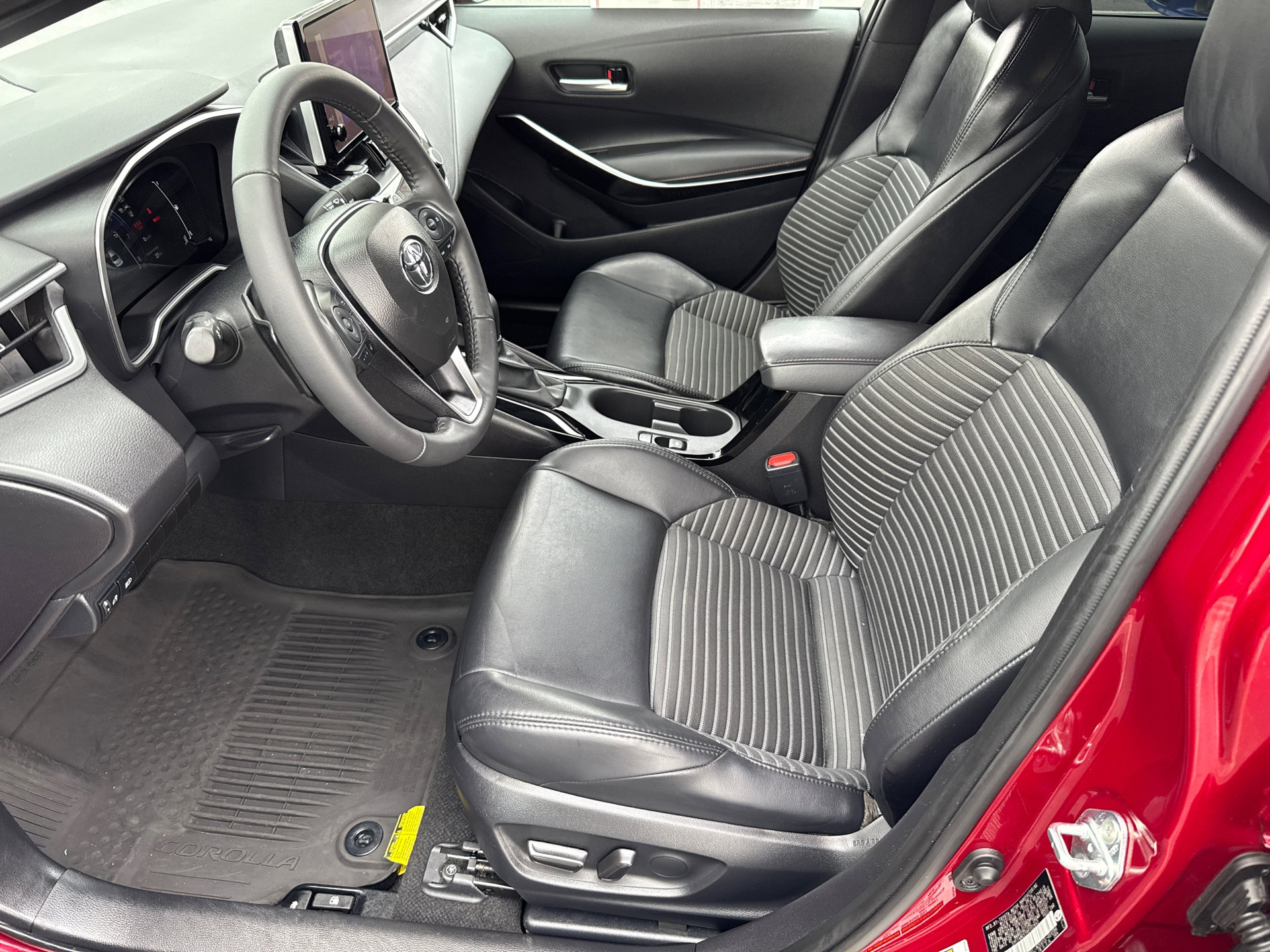 Certified 2024 Toyota Corolla XSE FWD image 25